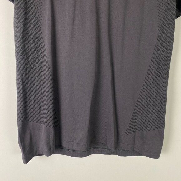 Gymshark T Shirt Mens Medium Gray Short Sleeve Athletic Fit - Picture 3 of 10